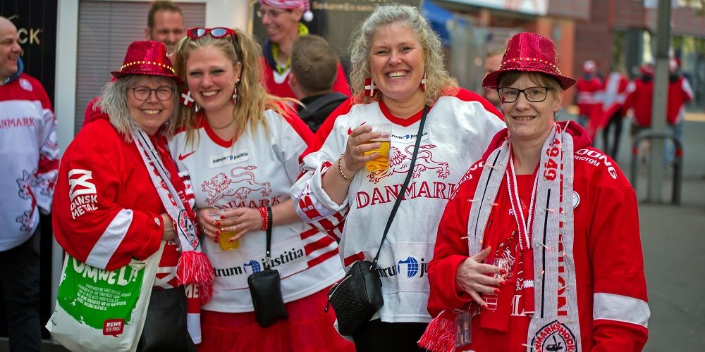 Danmarks U18 kvindelandshold i ishockey skal spille i Division 1 til U18 VM i ishockey for kvinder.