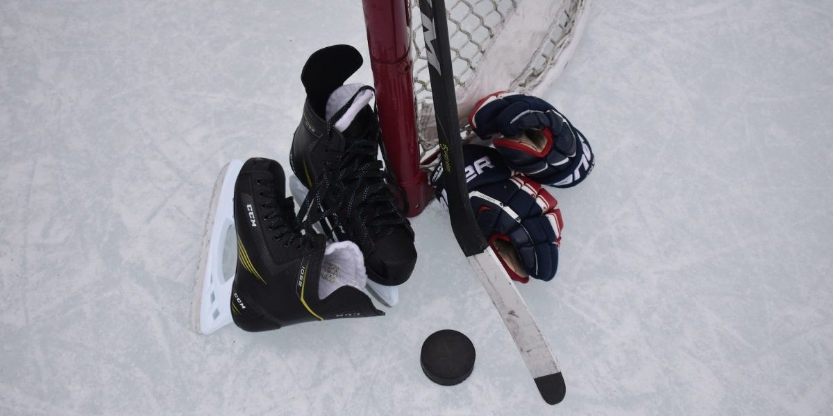 Den Internationale Ishockey Federation (IIHF) har offentliggjort spilletidsplanen for IIHF Junior VM i ishockey 2024.